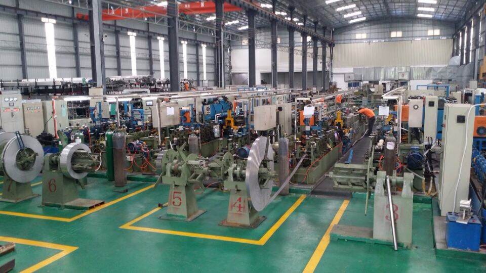 香蕉视频久久91香蕉网站下载管材生产车间2